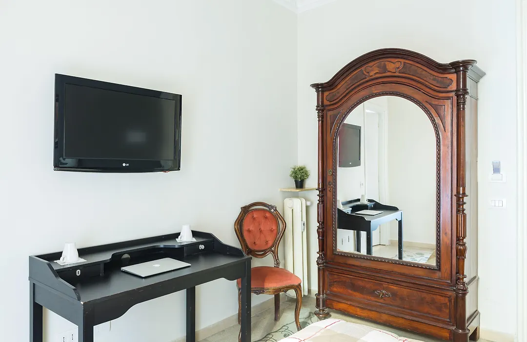 B&B Calamatta-1